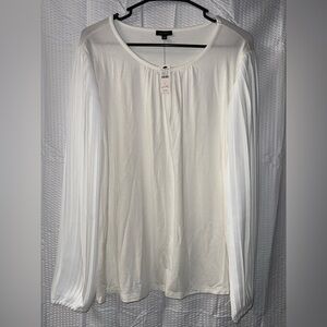 NWT TALBOTS PLEATED SLEEVE CREWNECK TOP SIZE L